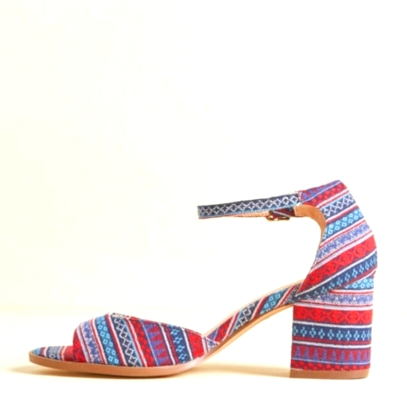 New Modcloth Vibrant Fabric Sandal/Heels - Picture 3 of 12